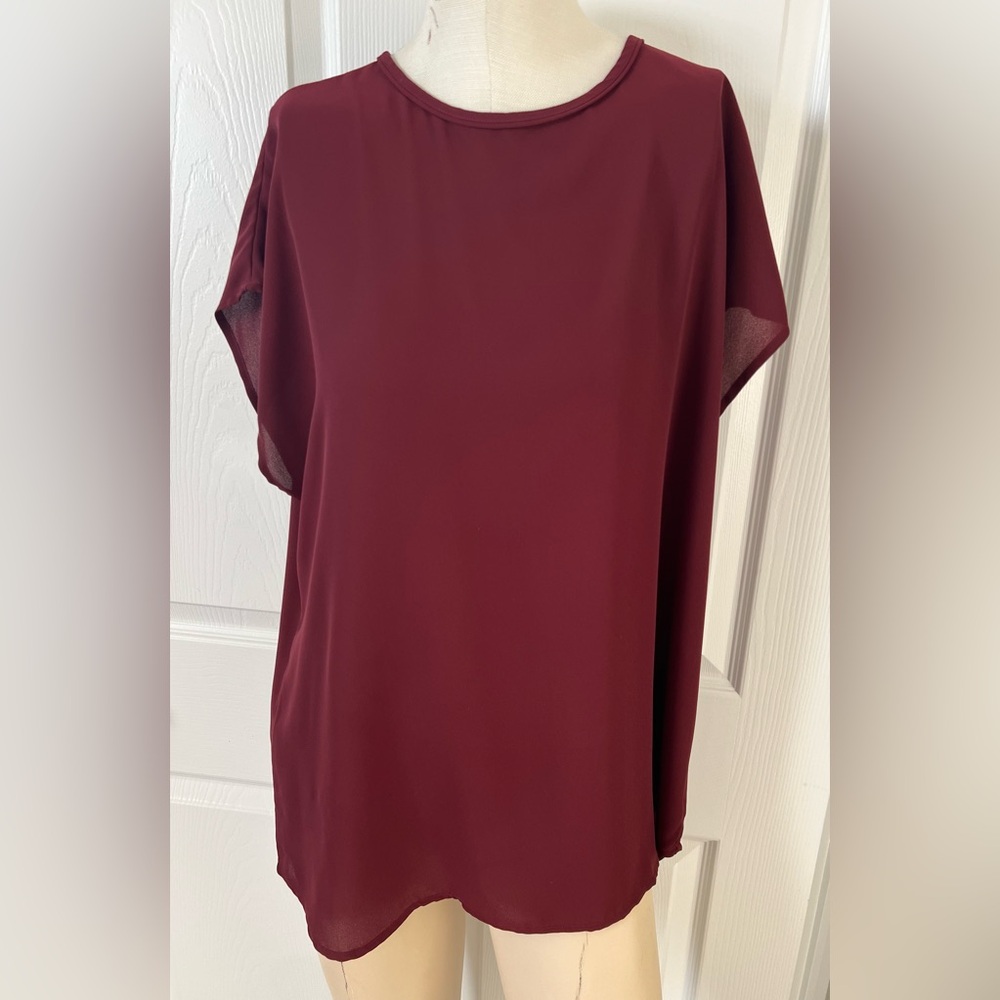 Women’s Banana Republic Burgundy Lightweight Blouse SZ Petite Large